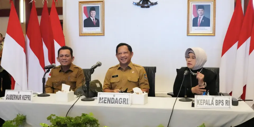 Tito Sebut Pemerintah Hadir di NTT untuk Percepat Penanganan Pascagempa