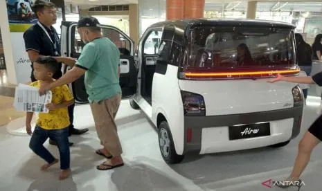 Pemerintah Bidik 100 Ribu Mobil Listrik, Skema Insentif PPN DTP dan Prioritas Baterai Nikel NMC
