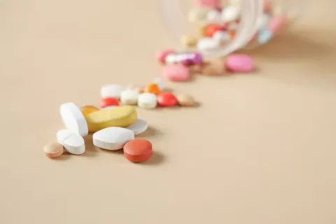 Panduan Penggunaan Antibiotik, Fungsi, Risiko Resistensi, dan Efek Samping