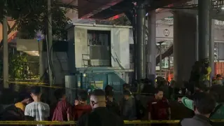 Pria Tanpa Identitas Tewas Tersengat Listrik di Gardu LRT Pancoran