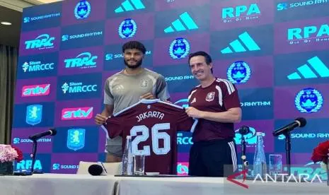 Menyaksikan Laga Pramusim Aston Villa Melawan Indonesia All Stars di Stadion Utama Gelora Bung Karno