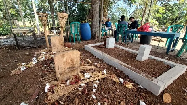 Datangi Polda Metro, Keluarga Sutrimo Tagih Hasil Ekshumasi