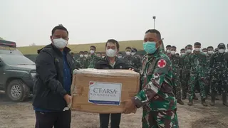 CT ARSA Foundation Dukung Satgas Karhutla Kalteng, Bagi 8.000 Masker