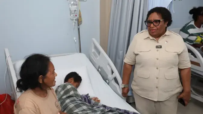Wamendagri Ribka Haluk Apresiasi Penanganan Cepat Korban Dugaan Keracunan Makan Bergizi Gratis di Jayapura