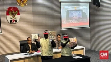 KPK Ungkap Barang Bukti Uang Tunai Ratusan Juta Saat OTT Rektor Unsoed