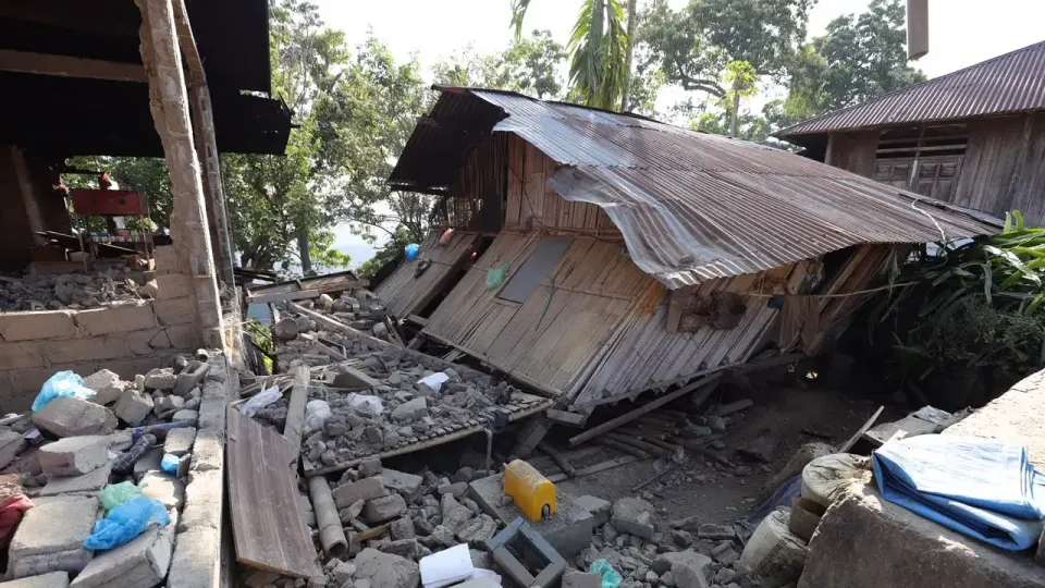 Gempa Susulan di NTT Tembus 8.794 Kali, 152 Getaran Dirasakan Warga