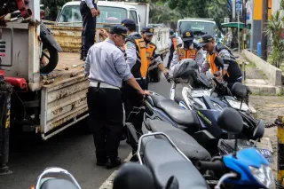 Mengapa Parkir Liar di Jakarta Sulit Diberantas dan Tindakan Tepat Menghadapinya