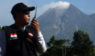 Pembesaran Volume Dua Kubah Lava Gunung Merapi dan Status Aktivitas Terkini