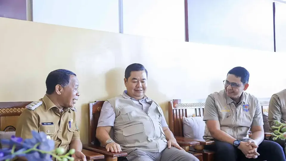 Gempa M 7,7 Rusak Dokumen Warga Flores, Dukcapil Bawa Peralatan Cetak KTP