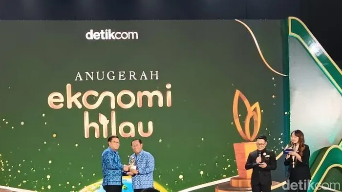 BNI Tanam 258 Ribu Mangrove, Dorong Ekonomi Pesisir Lewat Kepiting Soka-Ekowisata