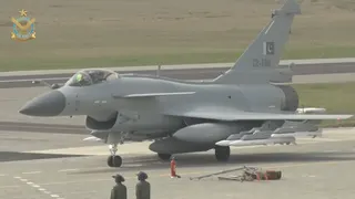Bangladesh Bersiap Negosiasi dengan China untuk Pengadaan Jet Tempur J-10CE dan Helikopter Serang