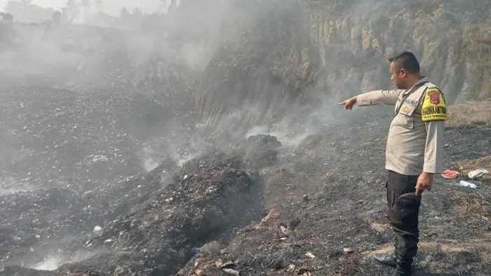 Pembuang Sampah di TPA Liar Waringinkurung yang Terbakar Diusut Polisi