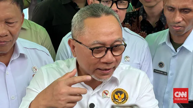 Zulhas Ancam Pecat Pegawai Dapur MBG yang Tak Becus Urus Makanan