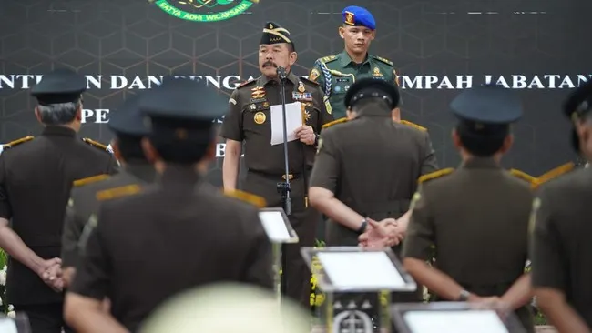 Jaksa Agung Terbitkan 7 Perintah di Hari Lahir Kejaksaan