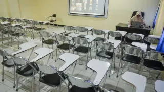 Sekolah & Kampus Terdampak Abu Gunung Anak Krakatau Boleh PJJ