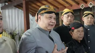 Tradisi Grebeg Ageng Andum Apem Yaaqawiyyu di Jatinom Klaten Gerakkan Ekonomi Lokal