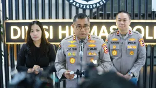 Helikopter Polri Dikerahkan Evakuasi Jenazah Korban KM Virgo Transport 8