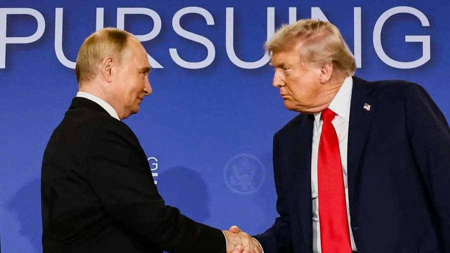 Teleponan Sejam, Trump & Putin Sepakati Hal Ini