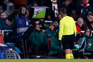 Kritik Drama VAR di Eropa, Sepak Bola Bukan PlayStation