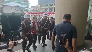 Penampakan Eks Jampidsus Febrie Tiba di Kejagung untuk Diperiksa TPPU
