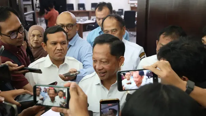 Strategi Mendagri Atasi Kendala Gaji Pegawai Pemda di 79 Daerah