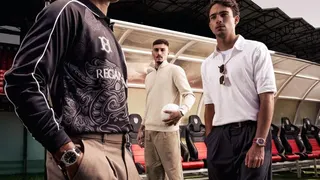 Regan Harney dan Bali United FC Rilis Koleksi Jam Tangan Edisi Terbatas Terinspirasi Tridatu