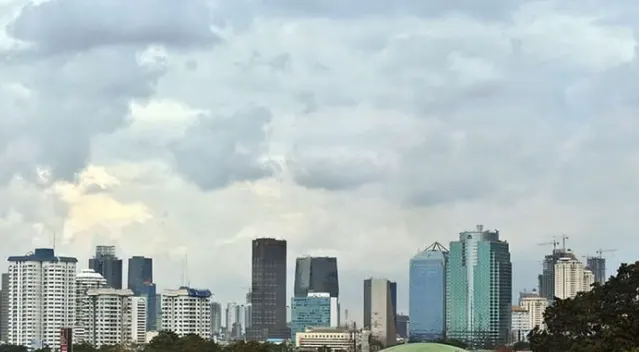 Cara Menyesuaikan Rencana Aktivitas di Jakarta Berdasarkan Prakiraan Cuaca BMKG Sabtu (1/8)