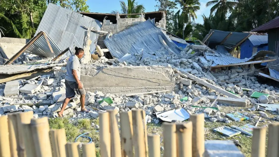 Gubernur NTT Harapkan Swasta Bantu Bangun Rumah Korban Gempa