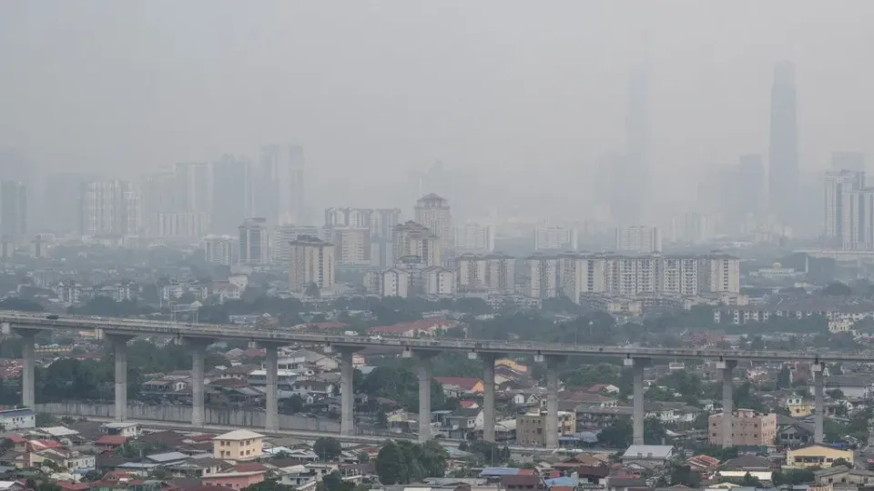 Malaysia Tetapkan Darurat Asap Karhutla, 647 Sekolah Tutup