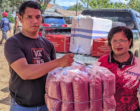 Kemensos Buka Dapur Umum dan Suplai Logistik Nagekeo untuk Korban Gempa