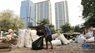 Langkah Adaptasi Pemulung Menjadi Pekerja Pemilah Sampah